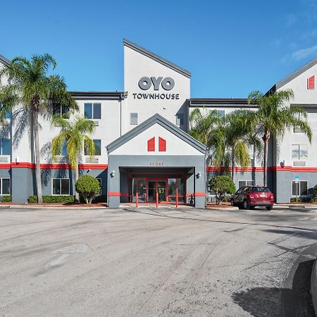 Hotel Oyo Townhouse Orlando West Exterior foto